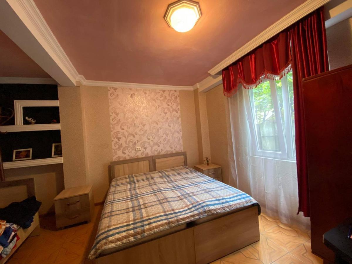Anna Hostel Kobuleti Exteriör bild