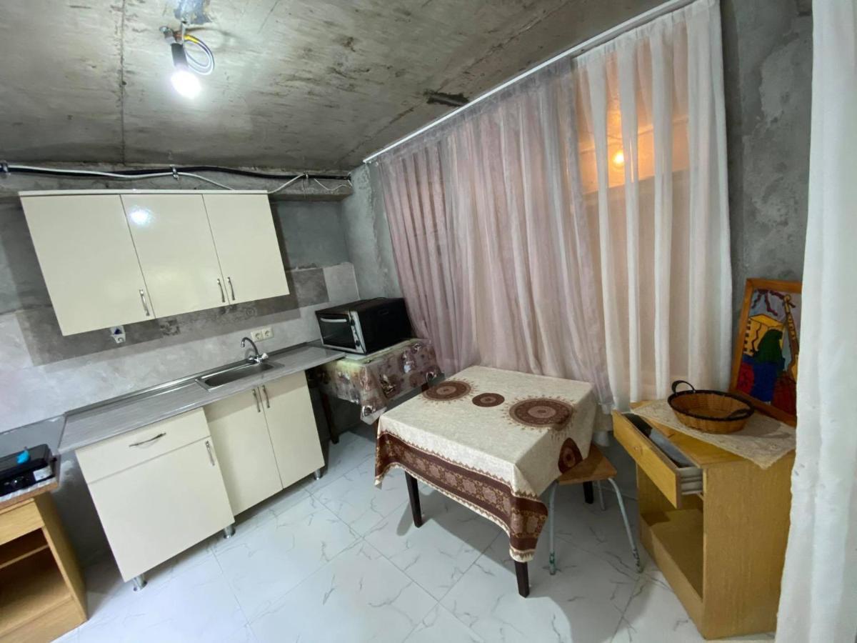 Anna Hostel Kobuleti Exteriör bild