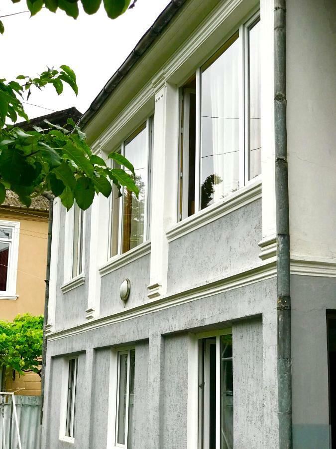 Anna Hostel Kobuleti Exteriör bild